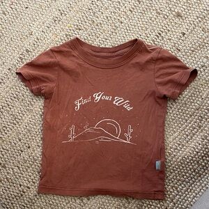 Feather 4 Arrow T-Shirt - Find Your Wild